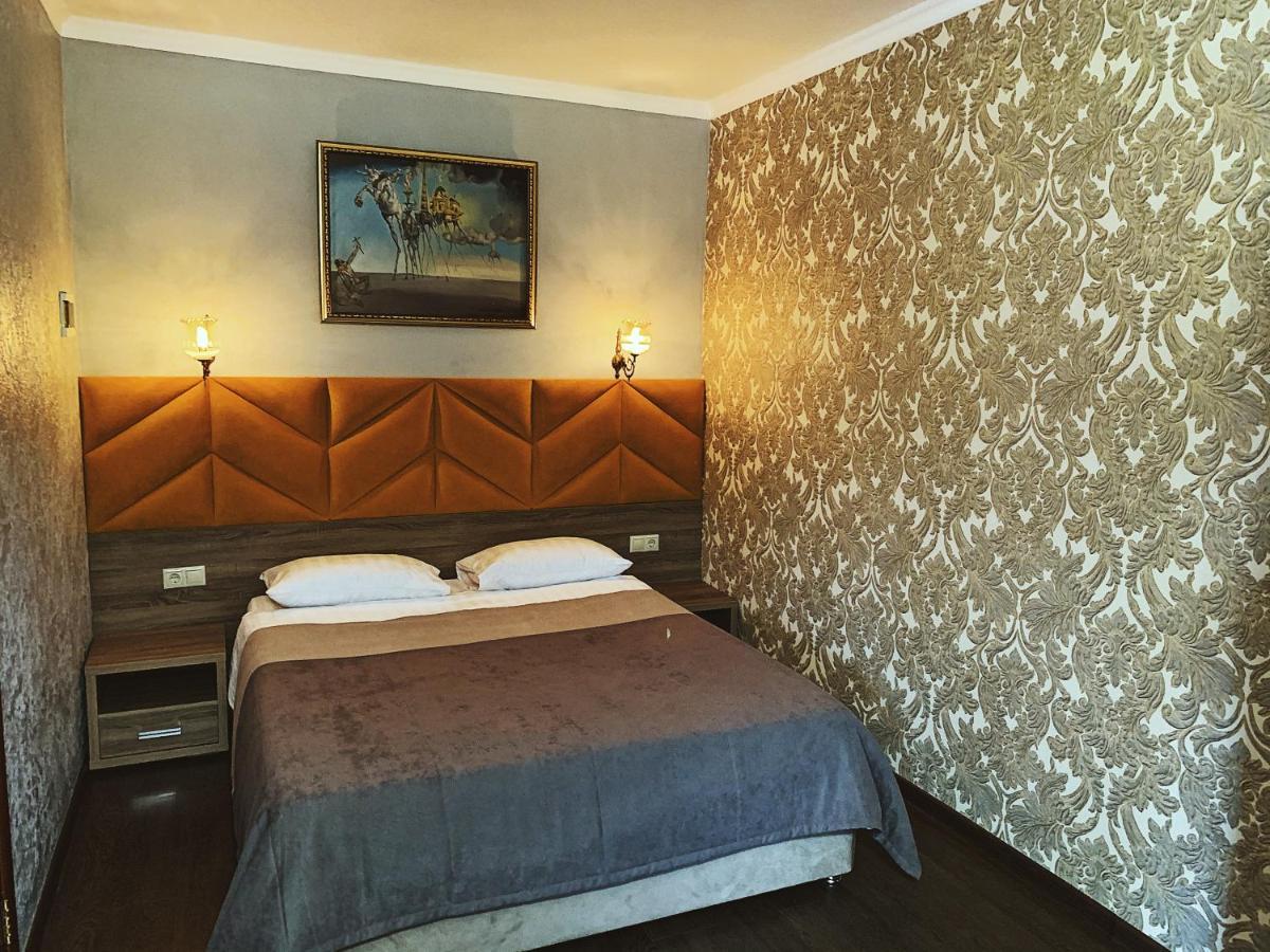Guest House Chalet Agave กากรา ภายนอก รูปภาพ