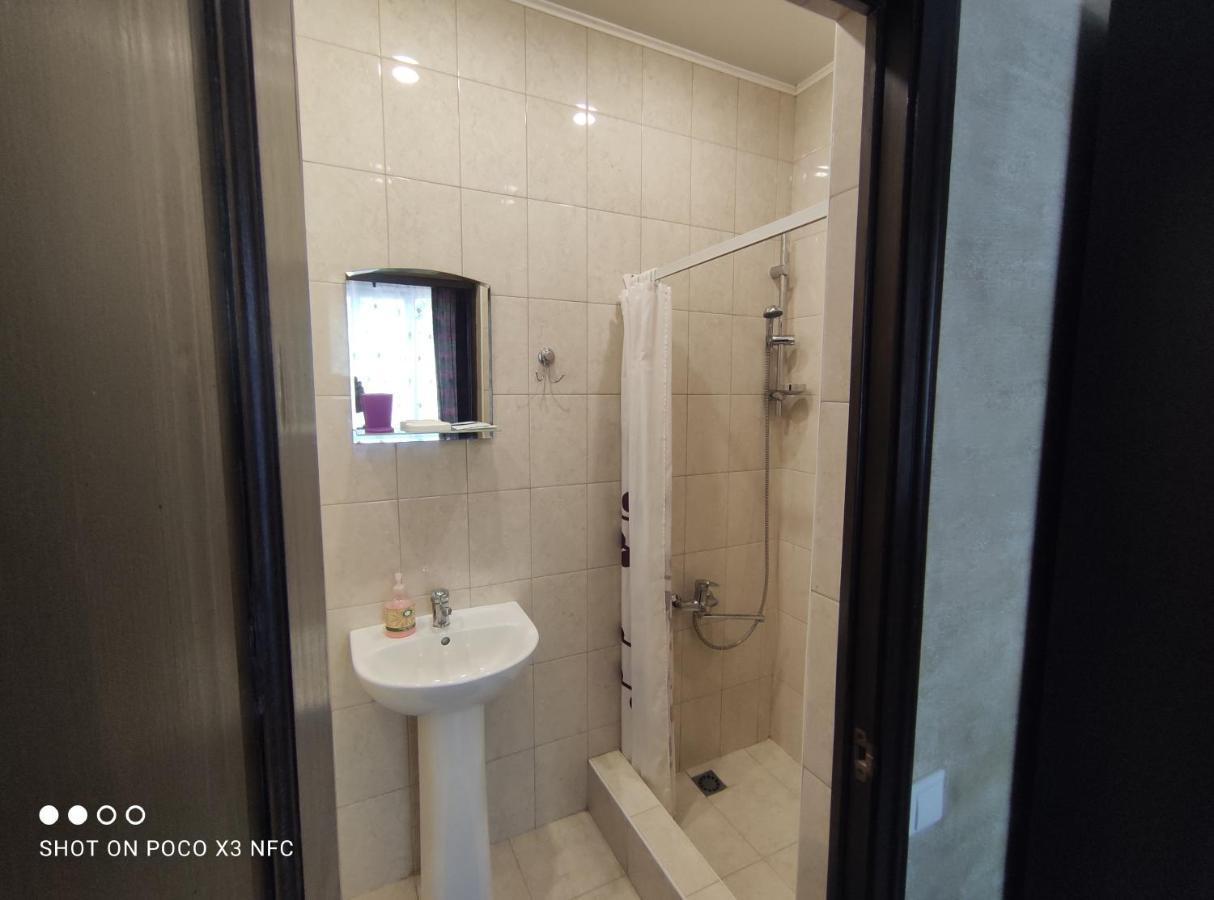 Guest House Chalet Agave กากรา ภายนอก รูปภาพ