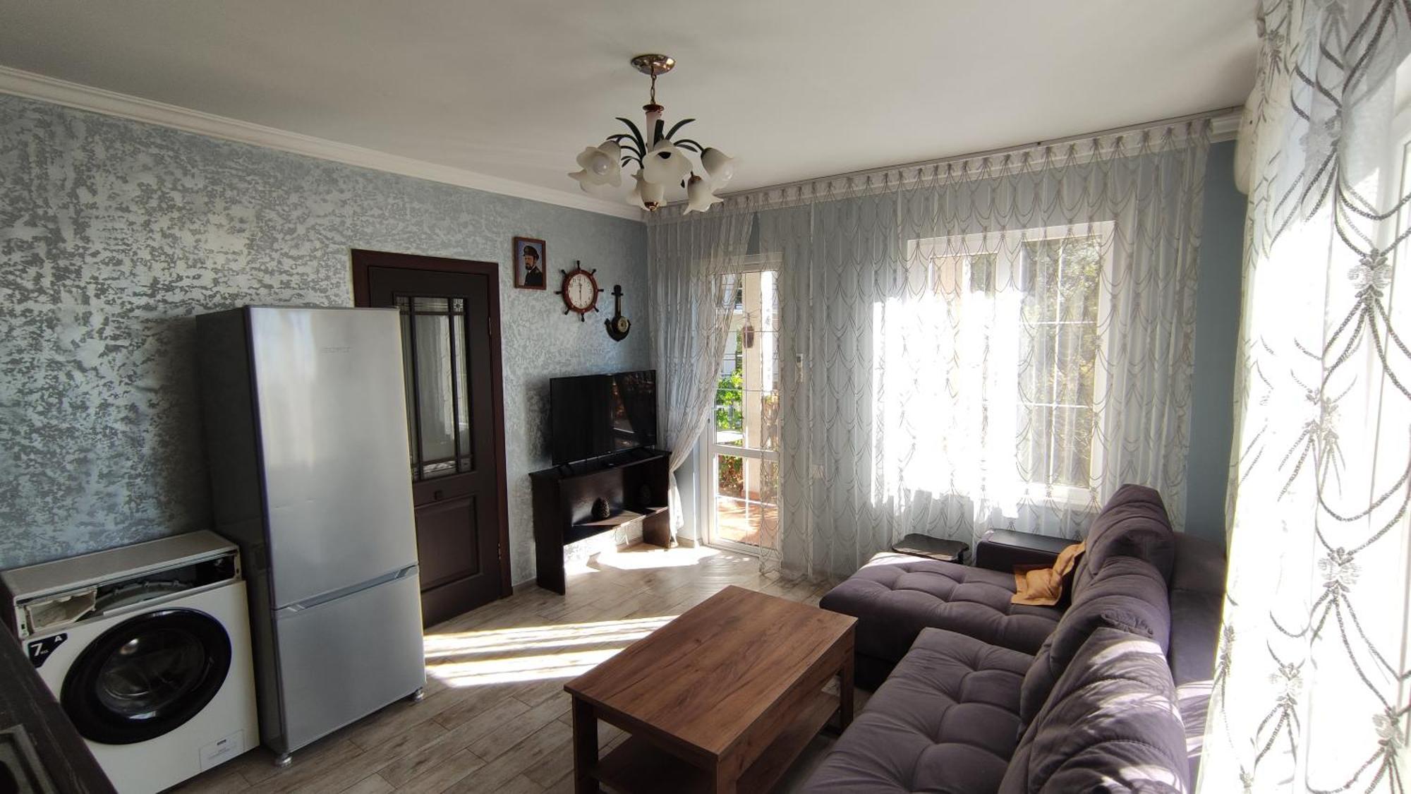 Guest House Chalet Agave กากรา ภายนอก รูปภาพ